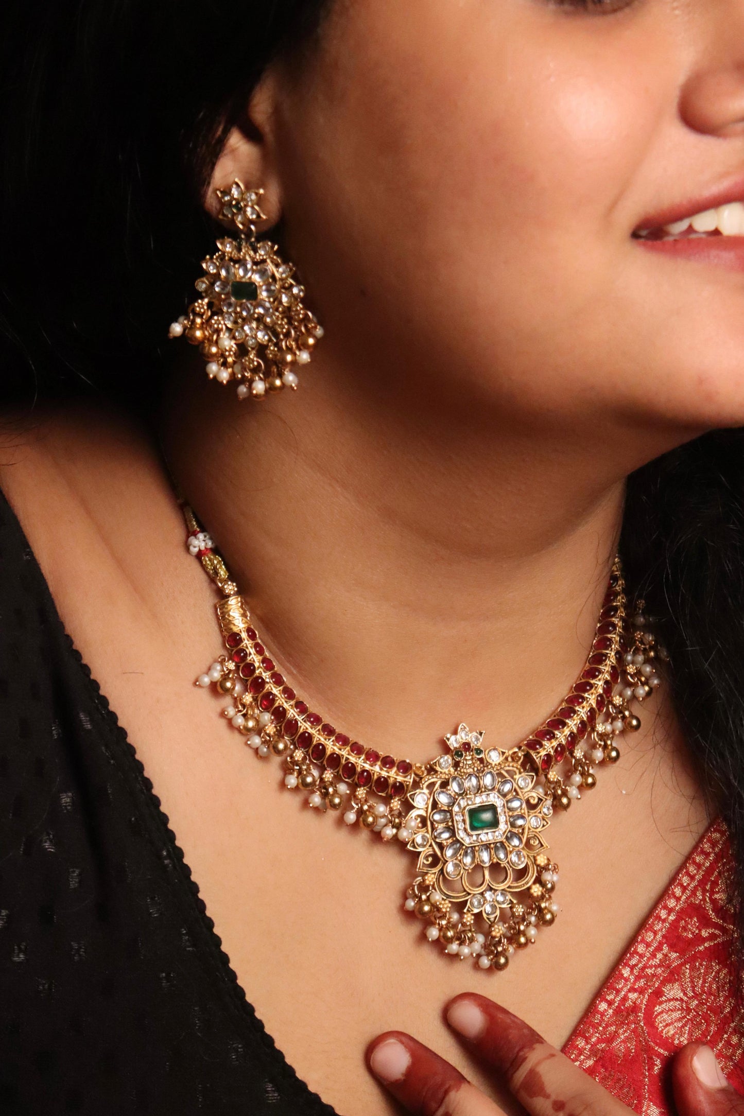 Raj Laxmi Kundan Choker Set