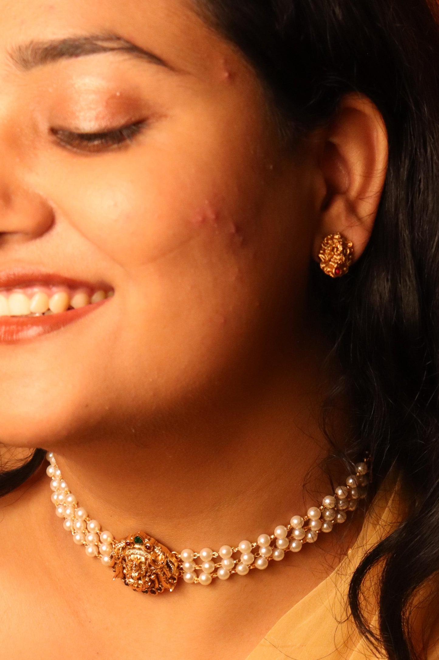 Devi Mayur Temple Choker Set