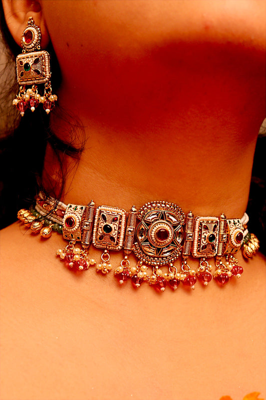 Trishika Jadau Kundan Choker Set