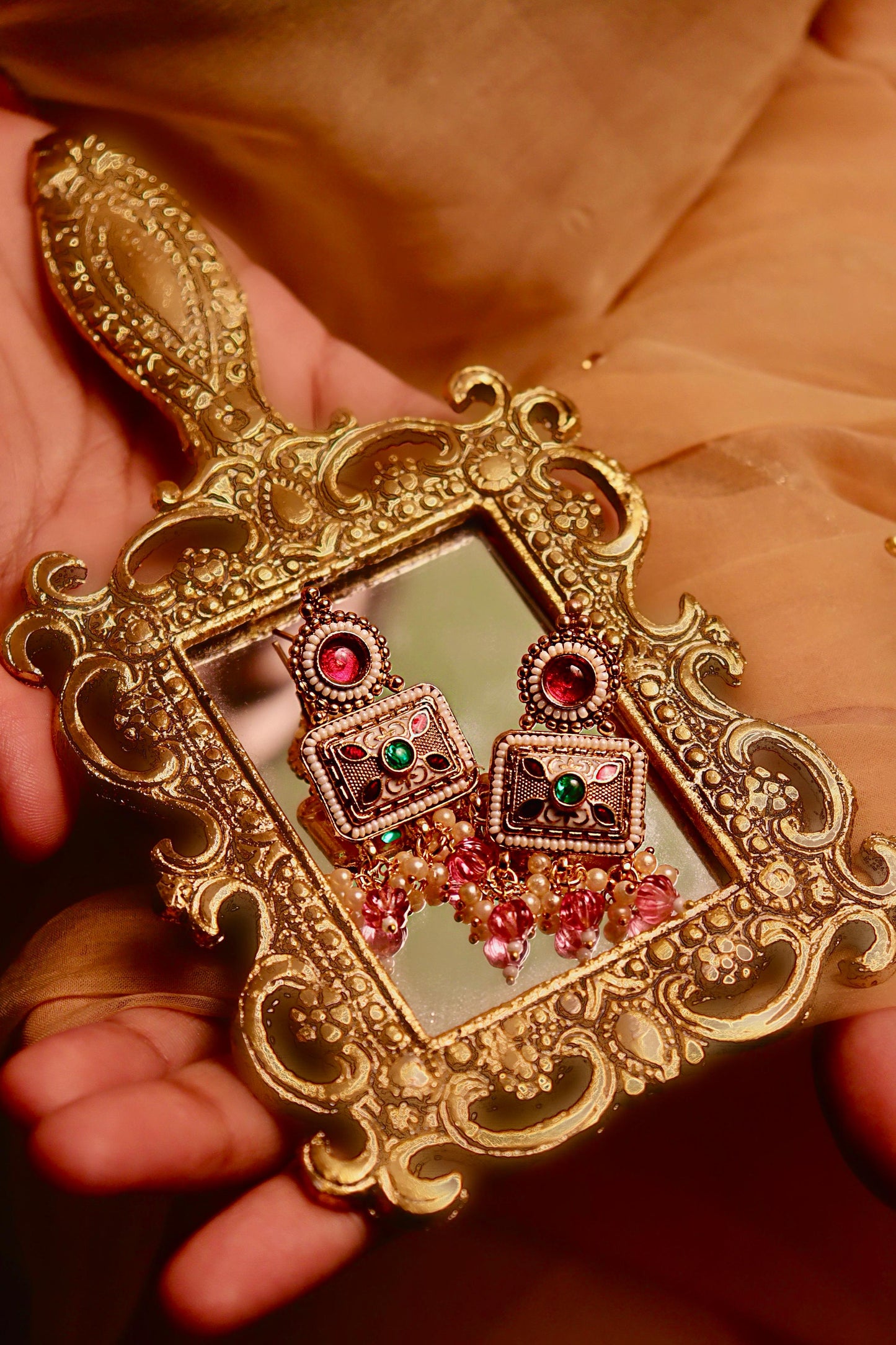 Trishika Jadau Kundan Choker Set
