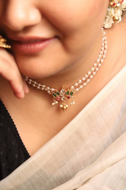 Devi Shwet Choker Necklace Set