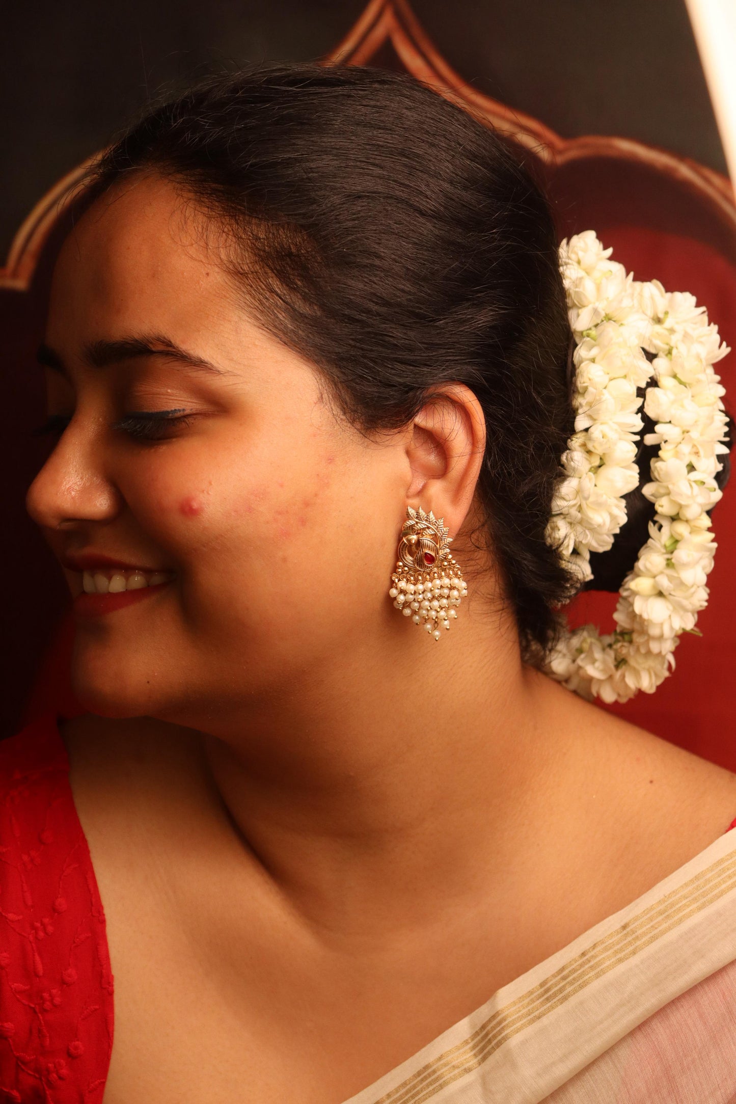 Peacock pearl earring